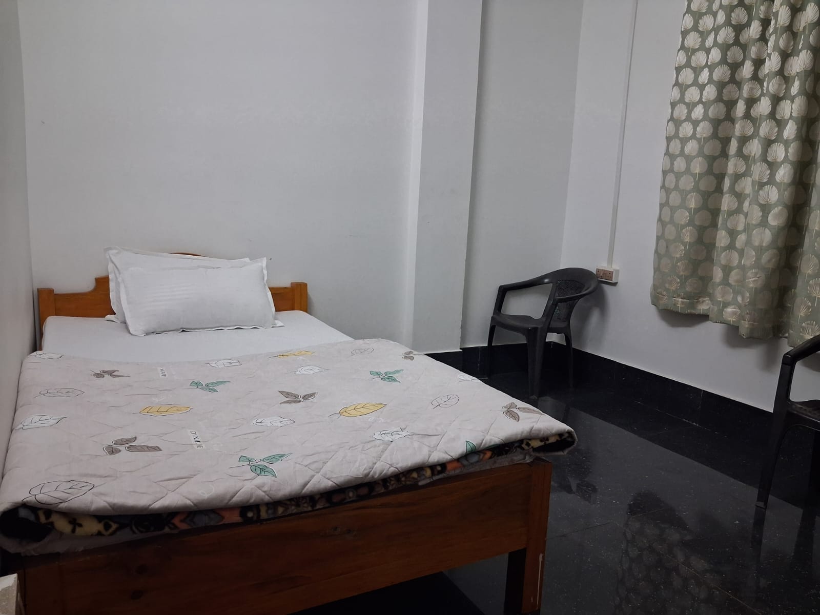 Gha Ghi Homestay outdoor area